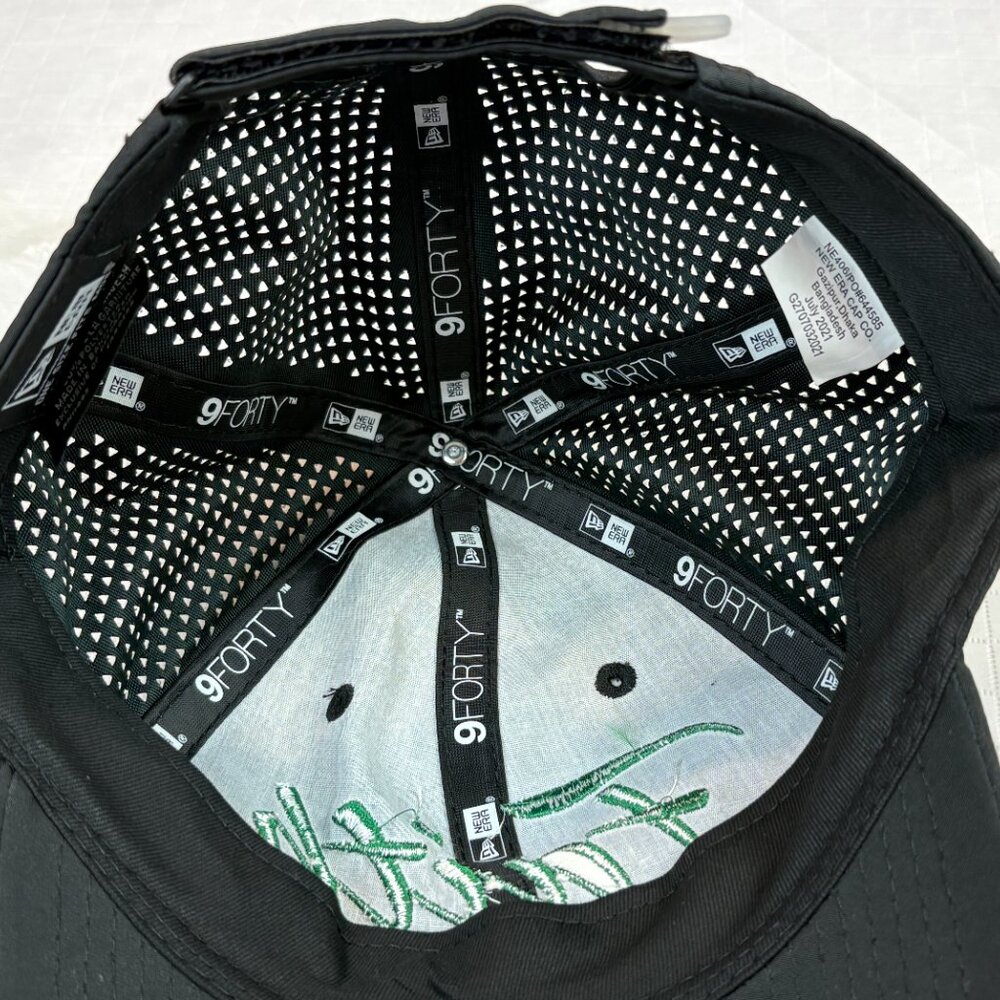 New Era 9FORTY black adjustable trucker hat with green embroidered word "Faith" - Picture 8 of 12